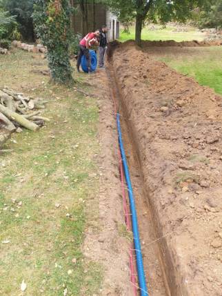 Rénovation de maison avec creusement d'une tranchée pour réseaux - Erchin 59