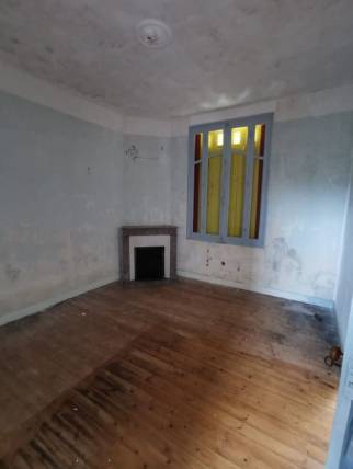 Salon à refaire Fouras