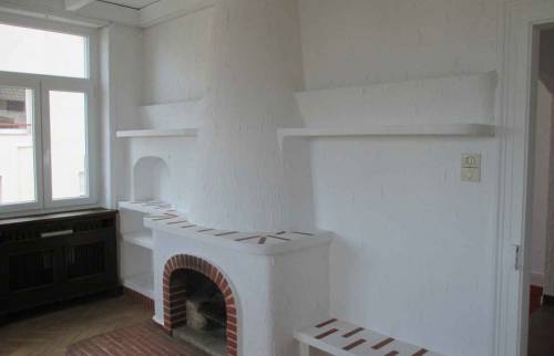 Cheminée, peinture du salon à Saint-Louis