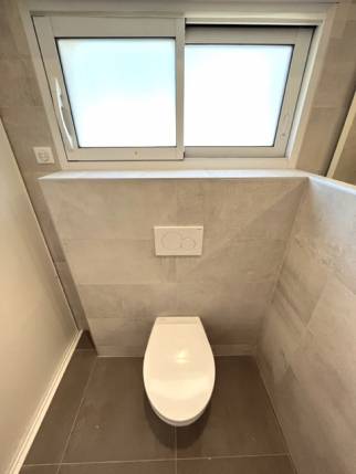 Création d'une salle d'eau de suite parentale avec WC suspendu - Nantes 44