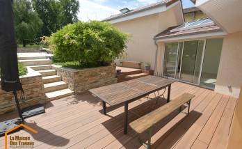 Création d'une terrasse paysagée