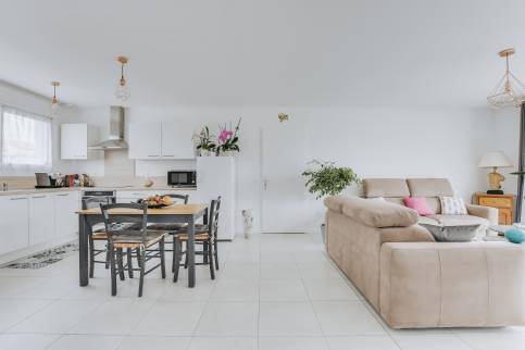 Rénovation de maison avec cuisine ouverte sur le salon - Pornic 44210