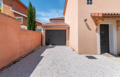 Construction d'un garage attenant à une maison, Sud Ouest de Lyon