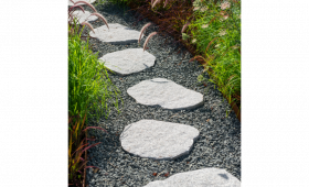 Allée de jardin à Chenôve