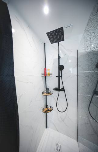 Douche à l'italienne