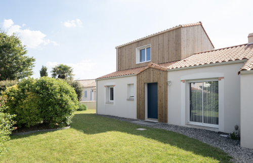 Surélévation d'une maison en ossature bois de 30 m² aux Sorinières - exterieur 3