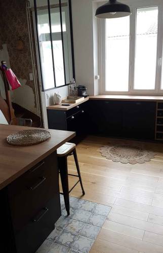 verrière d'atelier créant coin entrée