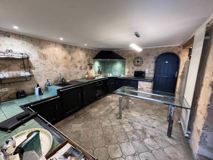 Cuisine avant travaux Callian