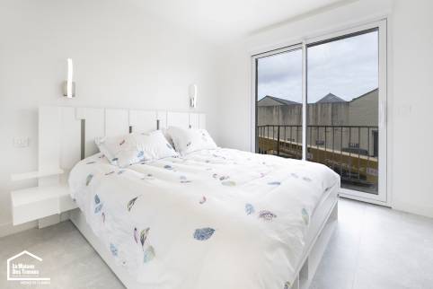 Chambre spacieuse et claire