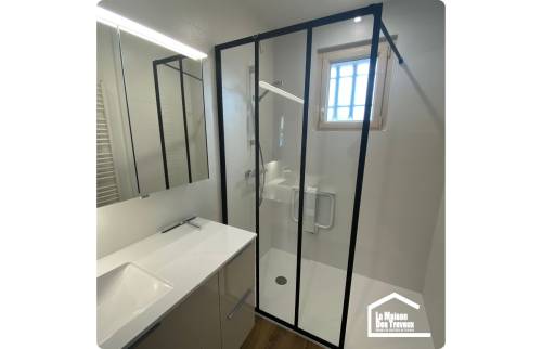 Paroi de douche verrière