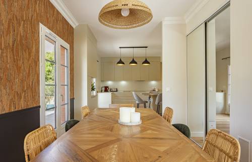 Salle à manger et cuisine