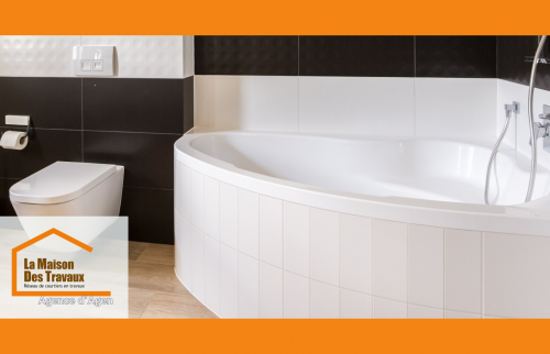  À Agen, découvrez cette baignoire d’angle élégante qui transforme la salle de bain en espace détente. 