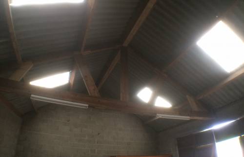 Vue intérieure des bacs fibro amiantés