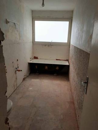 Salle de Bain Avant Rénovation