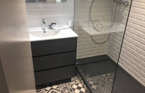 Transformation d'une salle de bain à Pissy-Pôville (76360)