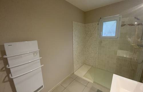 douche salle de bain rénovée La Maison Des Travaux Alès