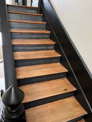 Escalier en bois rénové - Nantes 44