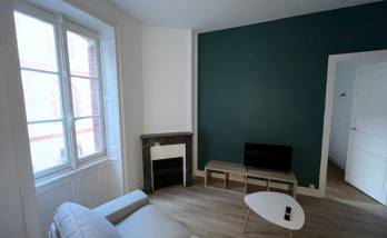 Nouveau salon d'appartement rénové - Nantes 44