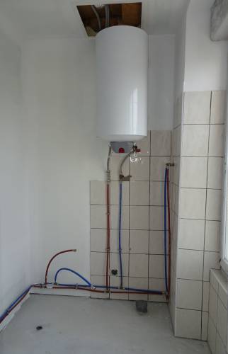 Pose d'un nouveau ballon