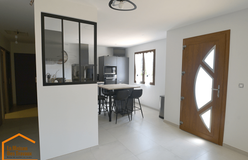 Réalisation d’une cuisine équipée sur-mesure à Nivolas Vermelle