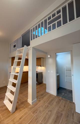 Création d’une mezzanine dans un studio rénové à paris 17