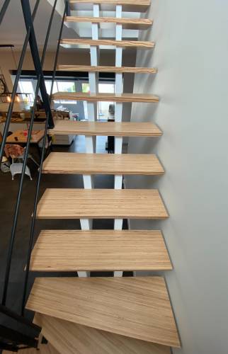 Pose d'un escalier sur-mesure à Rezé
