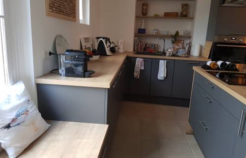 Cuisine - architecte 44, maçon 44, plâtrier 44, plaquiste 44, peintre 44, électricien 44, plombier 44, carreleur 44, menuisier 44, bureau d’étude