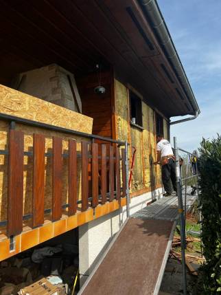 Dépose d'une façade à Porte de Savoie