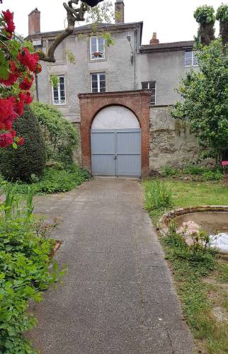 avant : entrée mal mise en valeur