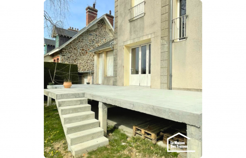 Création d’une terrasse : une première étape vers un extérieur optimisé - Donvilles Les Bains 50350