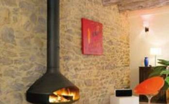 Poêle à bois suspendu à Irvillac 29460