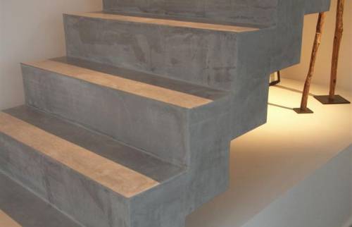 Marches escalier béton ciré