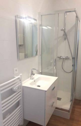 Espace optimisé : douche 70cmx90cm