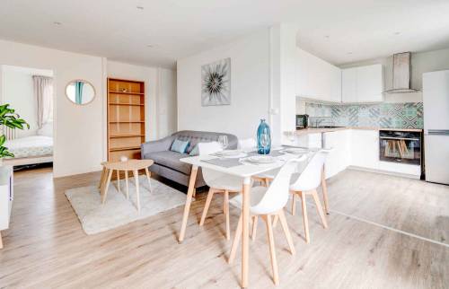 Cuisine et séjour La Maison des Travaux Rouen