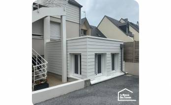 Extension avec du bardage 