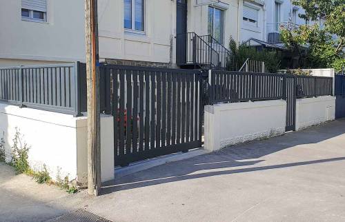 Clôture et portail aluminium à Saint-Malo