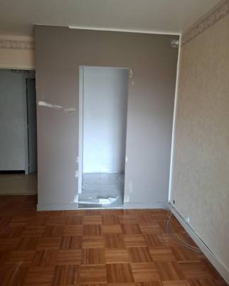 Travaux d'aménagement de dressing en cours - Bourg-en-Bresse 01