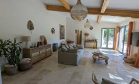  Création d’une extension pour une maison de vacances à Sautron salon