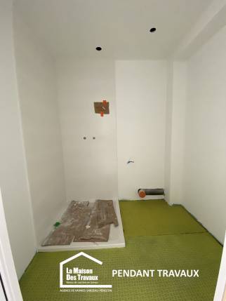 Travaux de rénovation de salle de bain en cours Damgan