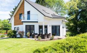 Création d'un balcon et aménagement de jardin à Rambouillet