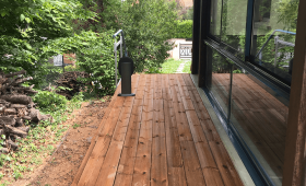 Création d’une terrasse en pin