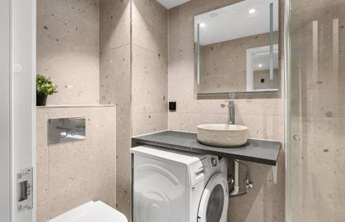 Raccordement lave-linge familial sous tablette dans SDE buanderie à Pleyben (29190)