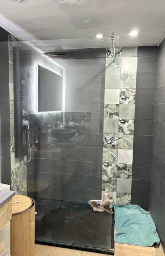 salle d’eau avant rénovation de salle de bain La Maison Des Travaux Bruz