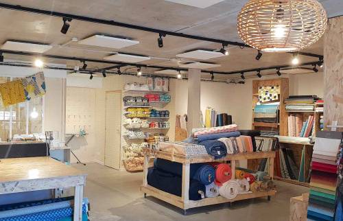 Transformation d'un hangar en commerce et loft proche Saint-Malo