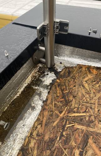 Pose du garde-corpts avec piétement à l'anglaise 