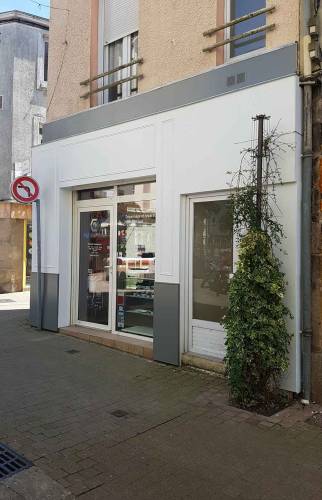 Après : devanture de magasin neuve