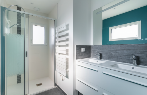 Extension en zinc à Saint-Sébastien-sur-Loire - salle de bain