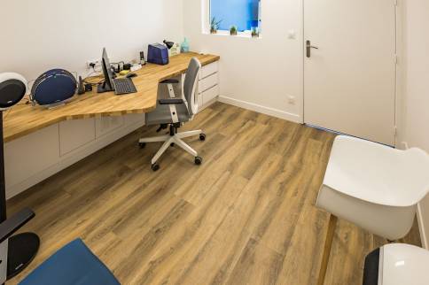 Rénovation complète d'une agence Audition Conseil, Villefranche sur saone