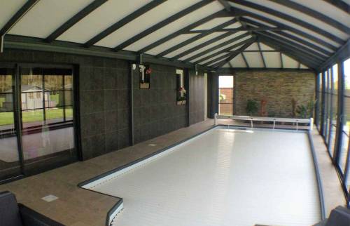 Carrelage anti dérapant piscine - La Maison des Travaux Rouen