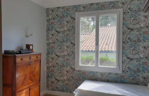 Nouvelle tapisserie "esprit botanique" chambre 4